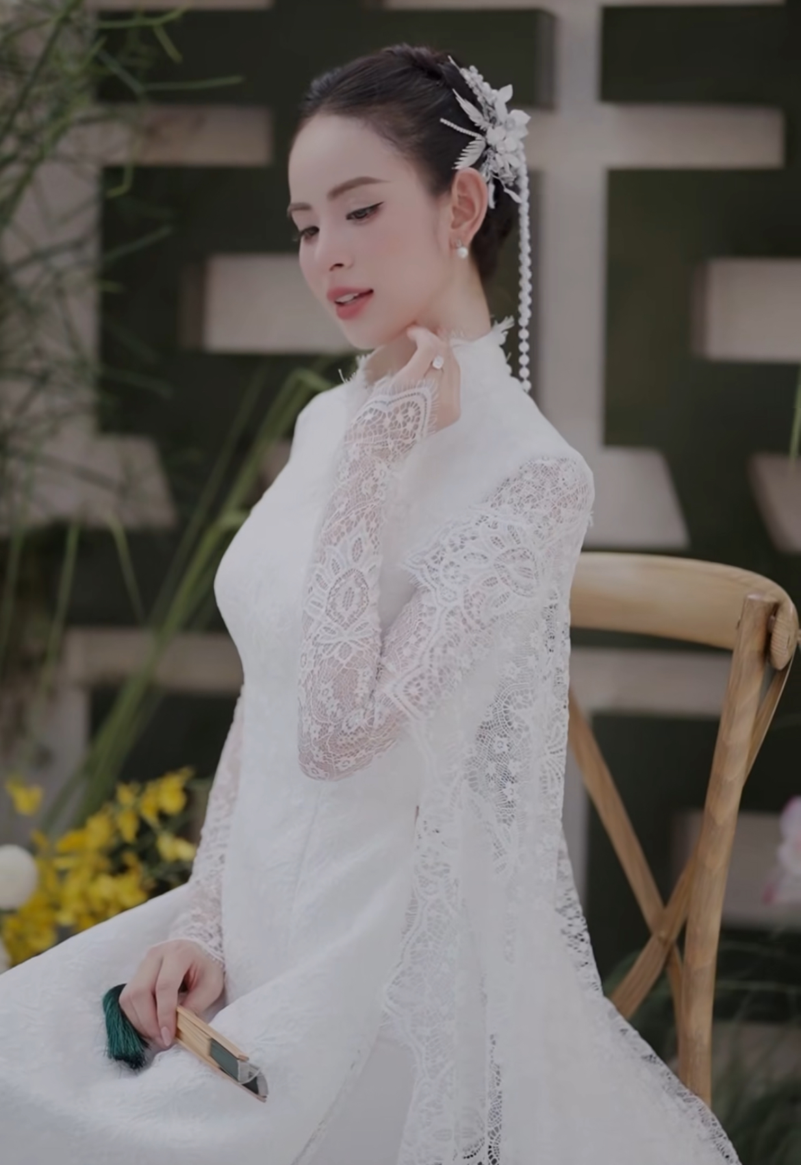 "Kim Tae Hee Việt Nam" 2K2 cưới vội thiếu gia vì đang mang thai con đầu lòng? - Ảnh 2. "Kim Tae Hee Việt Nam" 2K2 cưới vội thiếu gia vì đang mang thai con đầu lòng? - Ảnh 2.