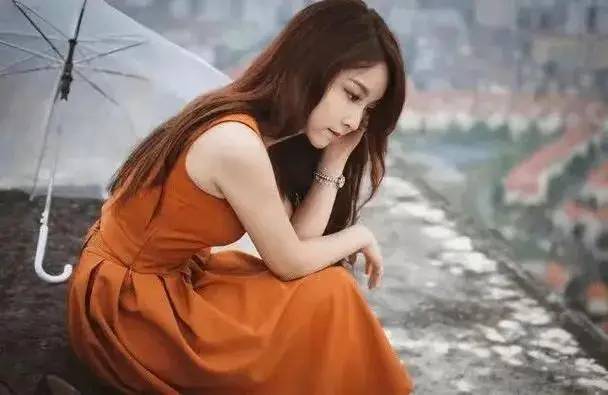 Hầu hết phụ nữ dễ mắc bệnh nghiêm trọng đều có 4 thói quen này. Tôi hy vọng bạn không có bất kỳ thói quen nào trong số đó! - Ảnh 4. Hầu hết phụ nữ dễ mắc bệnh nghiêm trọng đều có 4 thói quen này. Tôi hy vọng bạn không có bất kỳ thói quen nào trong số đó! - Ảnh 4.