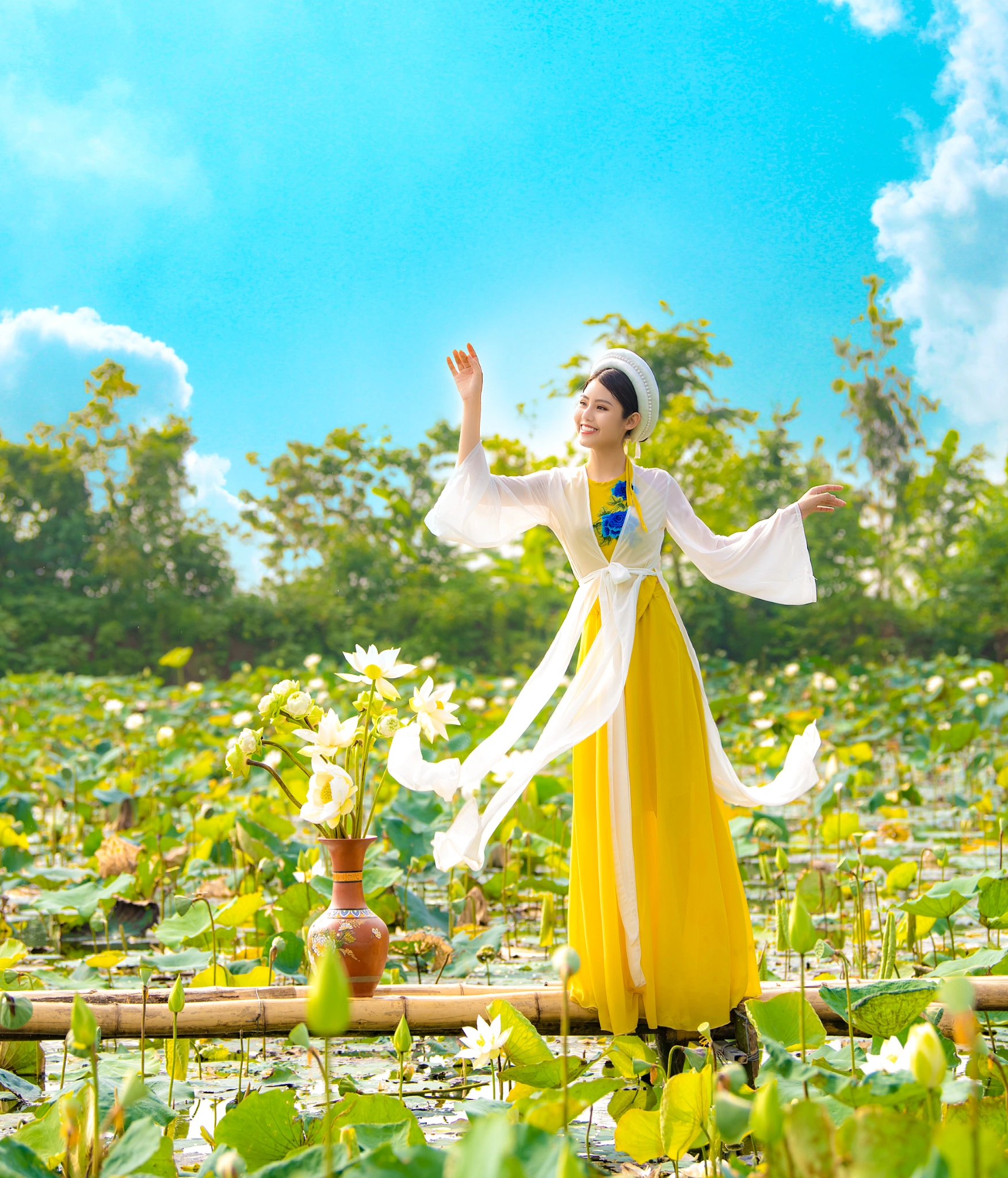 Những đầm sen đẹp nức tiếng quanh Hà Nội khiến hội sống ảo Những đầm sen đẹp nức tiếng quanh Hà Nội khiến hội sống ảo