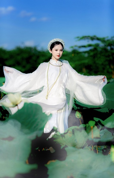 Những đầm sen đẹp nức tiếng quanh Hà Nội khiến hội sống ảo Những đầm sen đẹp nức tiếng quanh Hà Nội khiến hội sống ảo