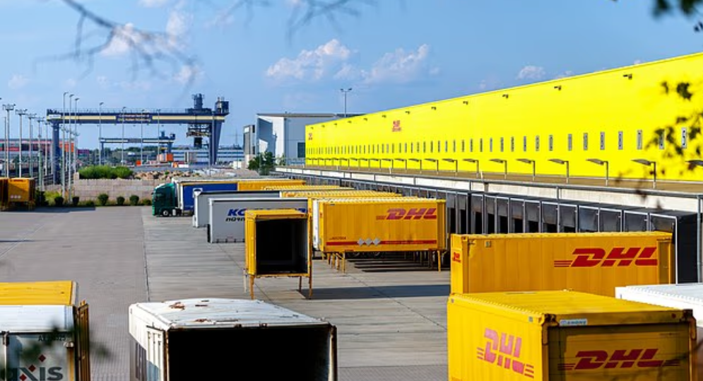 Phát hiện bột lạ trên gói hàng tại trung tâm DHL ở Đức, ít nhất 12 người bị thương - Ảnh 1. Phát hiện bột lạ trên gói hàng tại trung tâm DHL ở Đức, ít nhất 12 người bị thương - Ảnh 1.