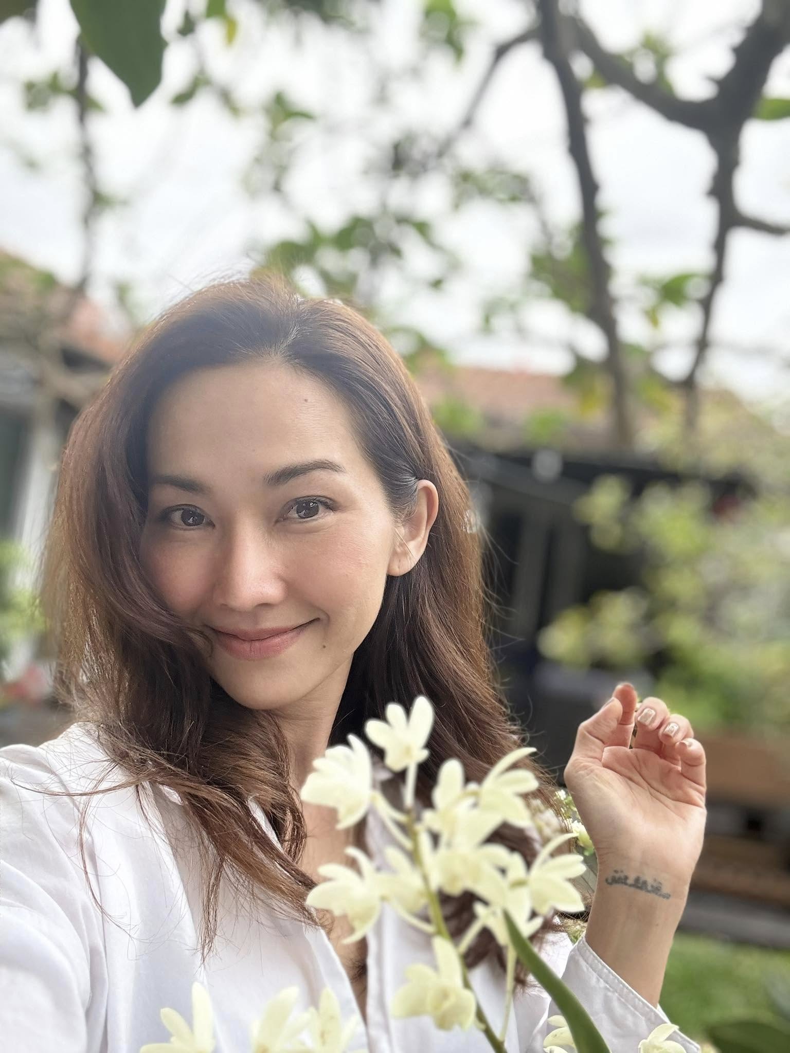 Cuộc sống của nữ nghệ sĩ đình đám theo chồng rời showbiz, 10 năm không trở lại, 43 tuổi đẹp như 20 - Ảnh 7. Cuộc sống của nữ nghệ sĩ đình đám theo chồng rời showbiz, 10 năm không trở lại, 43 tuổi đẹp như 20 - Ảnh 7.
