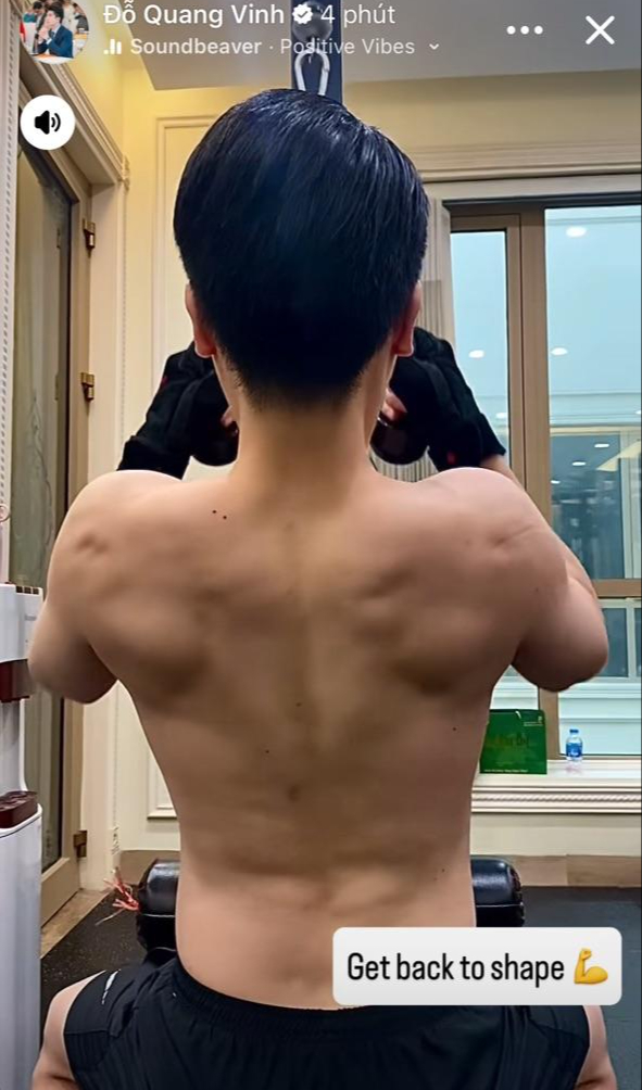 Hai thiếu gia nghìn tỷ nhà bầu Hiển đọ sắc vóc trong phòng gym, netizen gọi tên Đỗ Mỹ Linh vì cách chăm chồng- Ảnh 2. Hai thiếu gia nghìn tỷ nhà bầu Hiển đọ sắc vóc trong phòng gym, netizen gọi tên Đỗ Mỹ Linh vì cách chăm chồng- Ảnh 2.