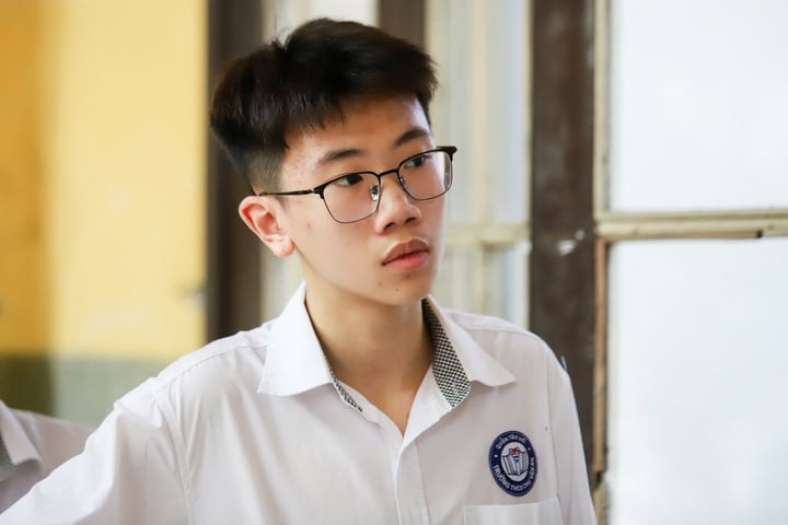Hà Nội chốt lịch công bố điểm thi, điểm chuẩn vào lớp 10 - Ảnh 1. Hà Nội chốt lịch công bố điểm thi, điểm chuẩn vào lớp 10 - Ảnh 1.
