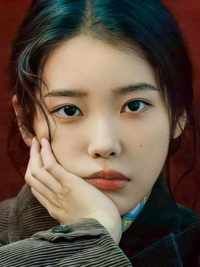 10 mỹ nhân có đôi mắt đẹp nhất Hàn Quốc: Song Hye Kyo chỉ xếp thứ 4, số 1 xứng danh tuyệt tác của tạo hoá - Ảnh 6. 10 mỹ nhân có đôi mắt đẹp nhất Hàn Quốc: Song Hye Kyo chỉ xếp thứ 4, số 1 xứng danh tuyệt tác của tạo hoá - Ảnh 6.