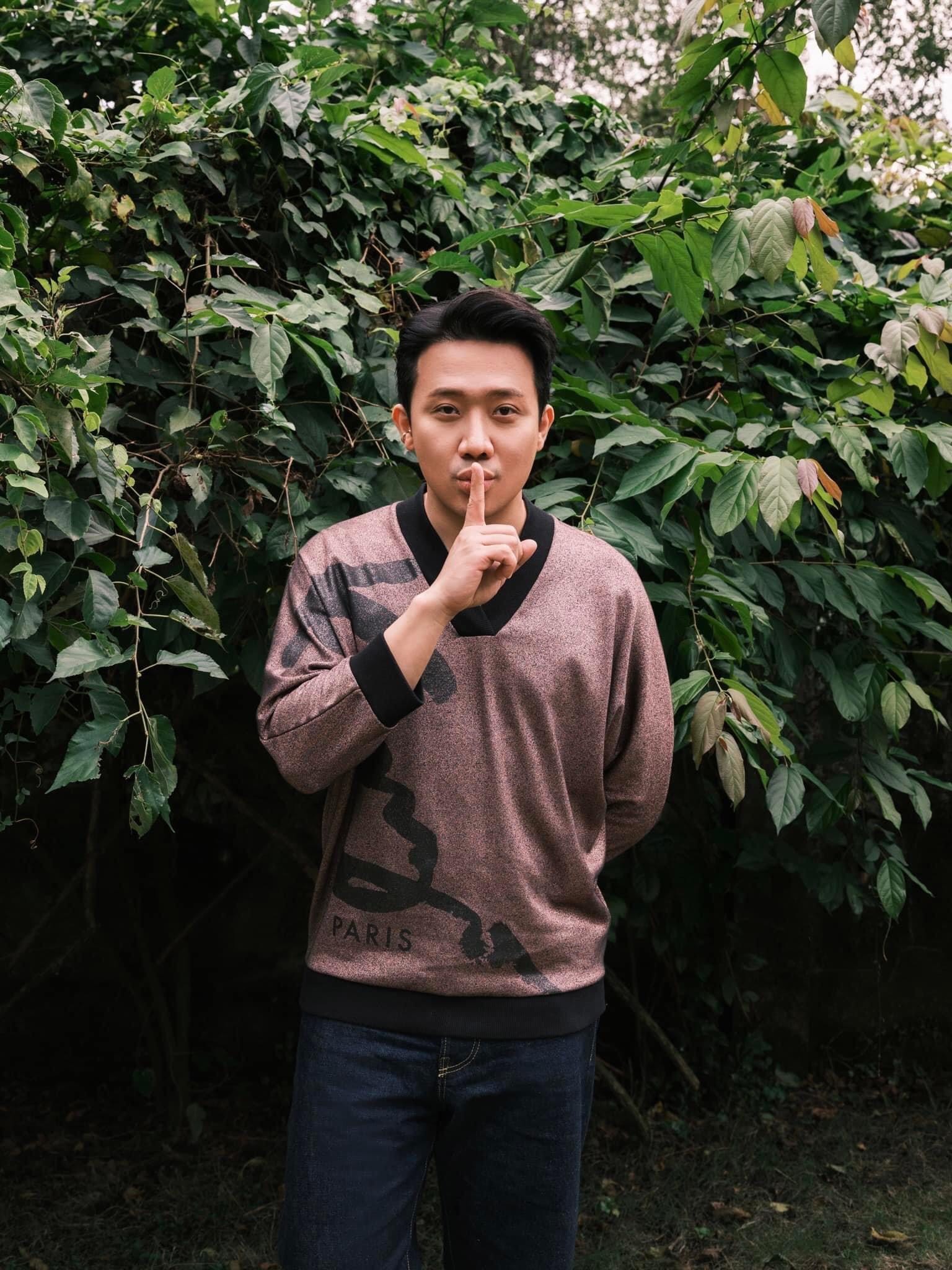 Không hổ danh "lệ tổ", Em Xinh vừa nói 1 câu Trấn Thành liền tuôn nước mắt - Ảnh 2. Không hổ danh "lệ tổ", Em Xinh vừa nói 1 câu Trấn Thành liền tuôn nước mắt - Ảnh 2.