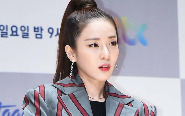 Dara (2NE1) gây sốt với vóc dáng "gầy như que củi" nhưng nhan sắc "nữ thần" ở tuổi 40: Bí quyết đơn giản chỉ ở 2 từ- Ảnh 8. Dara (2NE1) gây sốt với vóc dáng "gầy như que củi" nhưng nhan sắc "nữ thần" ở tuổi 40: Bí quyết đơn giản chỉ ở 2 từ- Ảnh 8.