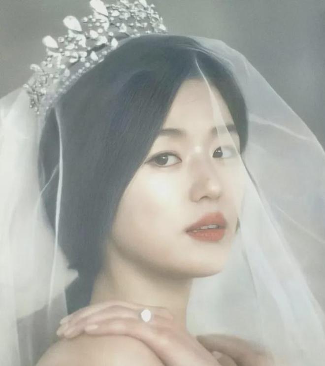 Nóng: Chồng Jeon Ji Hyun bị bóc là “đại gia rởm”, thua lỗ 287 tỷ khiến “mợ chảnh” gánh còng lưng- Ảnh 3. Nóng: Chồng Jeon Ji Hyun bị bóc là “đại gia rởm”, thua lỗ 287 tỷ khiến “mợ chảnh” gánh còng lưng- Ảnh 3.