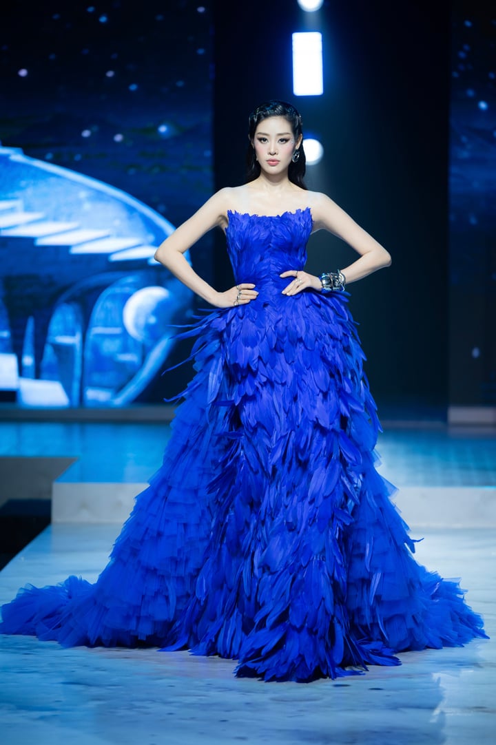 Thần thái rực rỡ của Khánh Vân sau kết hôn với nhiếp ảnh gia hơn 17 tuổi - Ảnh 1. Thần thái rực rỡ của Khánh Vân sau kết hôn với nhiếp ảnh gia hơn 17 tuổi - Ảnh 1.