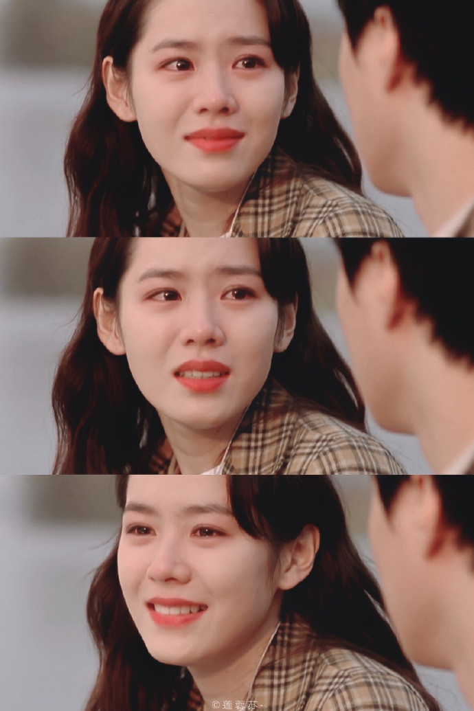 10 mỹ nhân có đôi mắt đẹp nhất Hàn Quốc: Song Hye Kyo chỉ xếp thứ 4, số 1 xứng danh tuyệt tác của tạo hoá - Ảnh 2. 10 mỹ nhân có đôi mắt đẹp nhất Hàn Quốc: Song Hye Kyo chỉ xếp thứ 4, số 1 xứng danh tuyệt tác của tạo hoá - Ảnh 2.