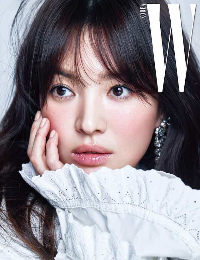 10 mỹ nhân có đôi mắt đẹp nhất Hàn Quốc: Song Hye Kyo chỉ xếp thứ 4, số 1 xứng danh tuyệt tác của tạo hoá - Ảnh 4. 10 mỹ nhân có đôi mắt đẹp nhất Hàn Quốc: Song Hye Kyo chỉ xếp thứ 4, số 1 xứng danh tuyệt tác của tạo hoá - Ảnh 4.