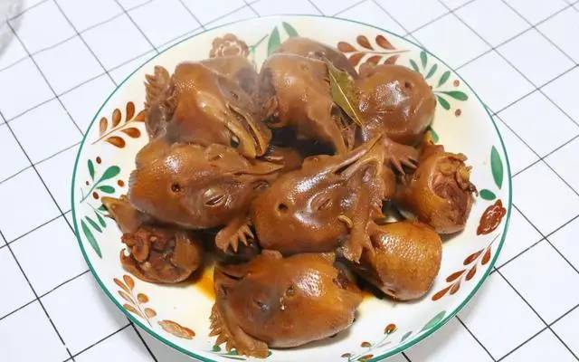 Ăn thịt gà ngon và bổ dưỡng nhưng có 7 bộ phận của con gà chớ dại mà ăn nhiều vì có thể chứa rác thải, độc tố, kim loại nặng - Ảnh 2. Ăn thịt gà ngon và bổ dưỡng nhưng có 7 bộ phận của con gà chớ dại mà ăn nhiều vì có thể chứa rác thải, độc tố, kim loại nặng - Ảnh 2.