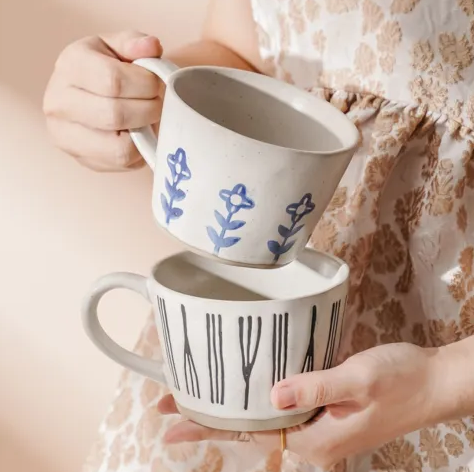 Hà Hồ cầm khư khư "chiếc cốc của hội nhà giàu", nhìn đơn giản mà giá không hề rẻ - Ảnh 9. Hà Hồ cầm khư khư "chiếc cốc của hội nhà giàu", nhìn đơn giản mà giá không hề rẻ - Ảnh 9.