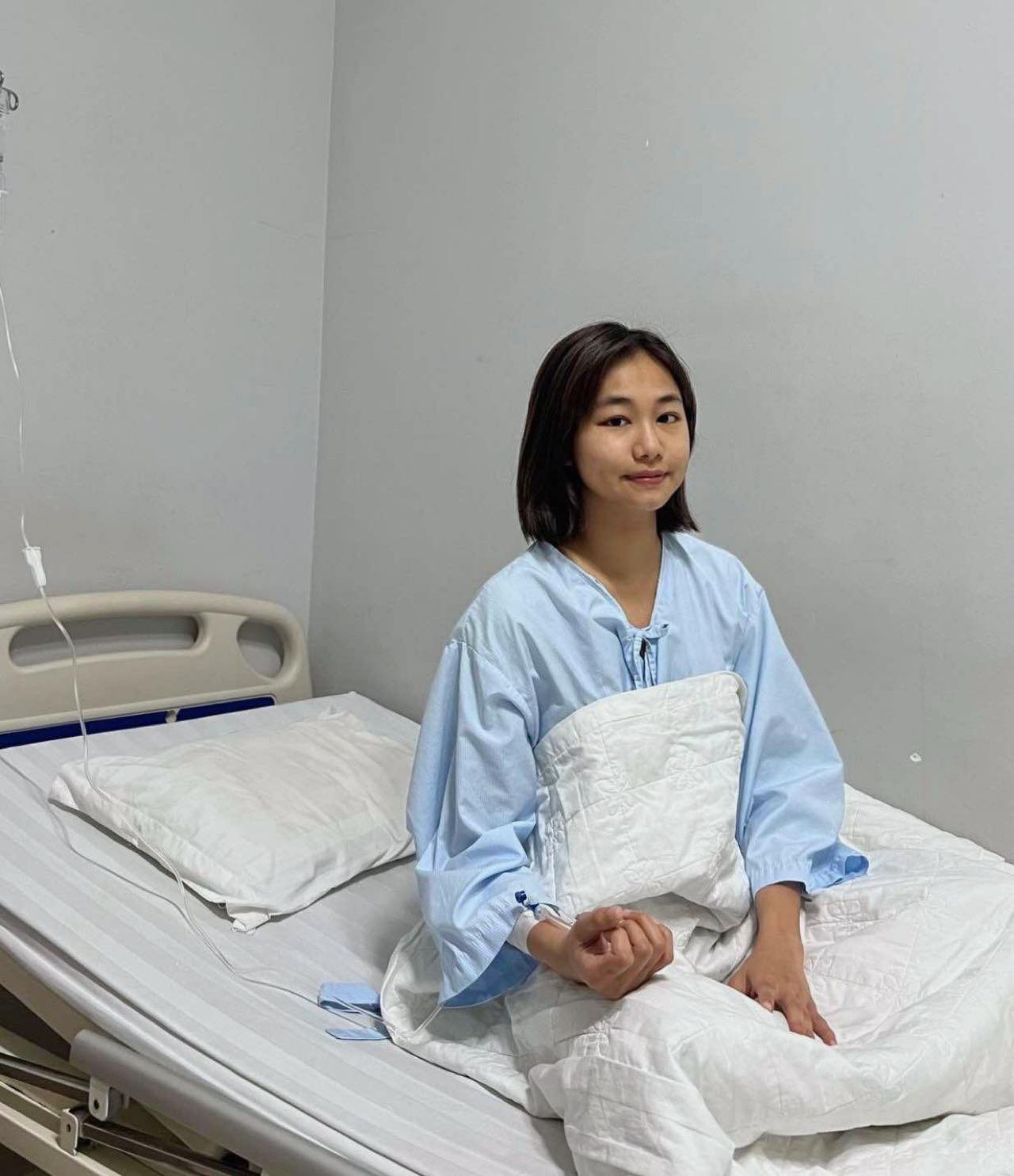 Nữ diễn viên được Trấn Thành kêu gọi quyên góp tiền bị "tấn công" vì bức ảnh có xe sang, vườn rộng - Ảnh 2. Nữ diễn viên được Trấn Thành kêu gọi quyên góp tiền bị "tấn công" vì bức ảnh có xe sang, vườn rộng - Ảnh 2.