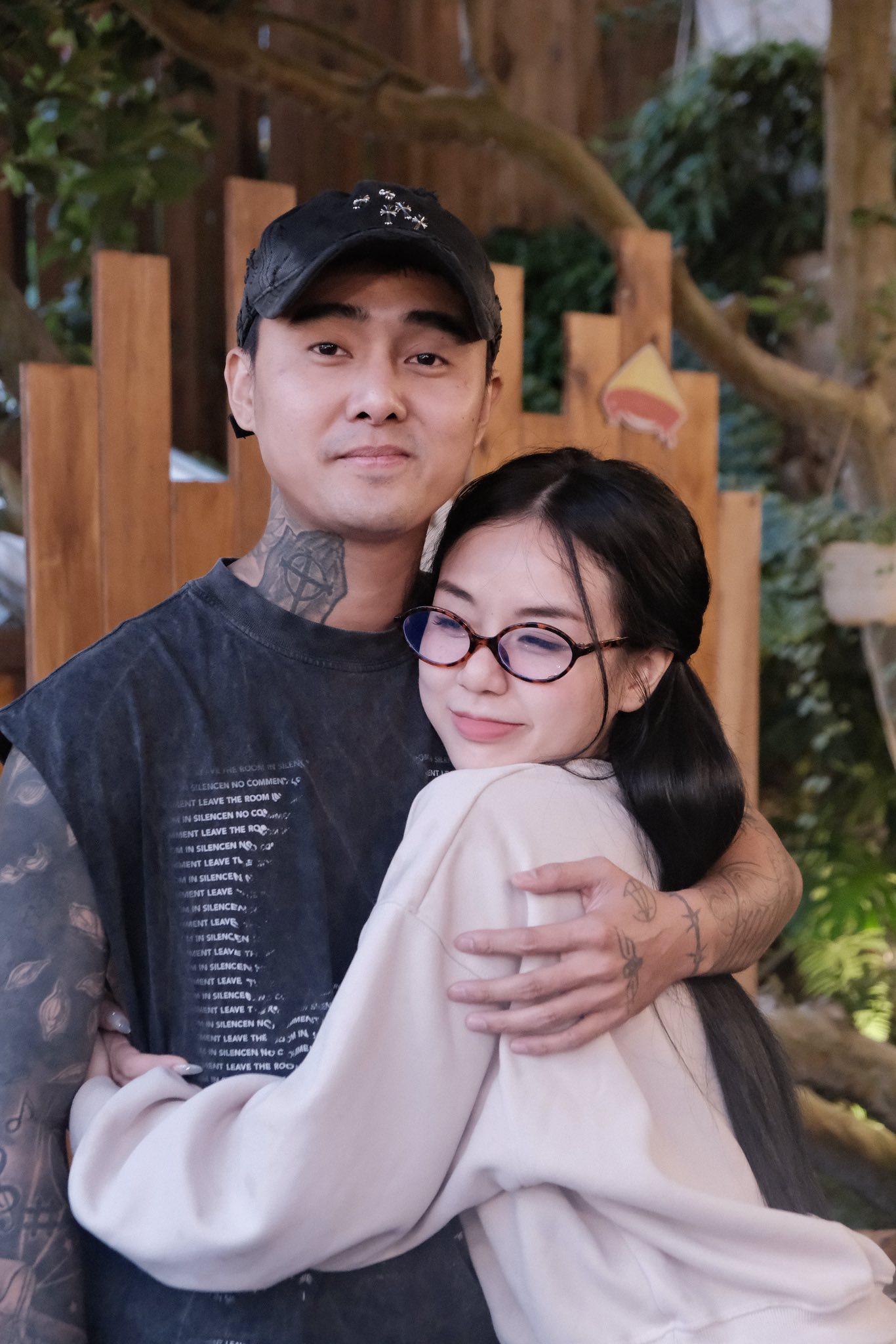 Căng: Cindy Lư phản pháo chí mạng khi bị cà khịa sẽ không cưới nổi Đạt G- Ảnh 4. Căng: Cindy Lư phản pháo chí mạng khi bị cà khịa sẽ không cưới nổi Đạt G- Ảnh 4.