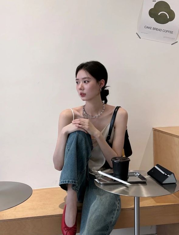 Cách chi tiêu của cô vợ đang thất nghiệp ở Hà Nội khiến tất cả nhíu mày: Đồ ăn xin bố mẹ, thuê nhà 6 triệu, tiền gửi xe 2 triệu! - Ảnh 1. Cách chi tiêu của cô vợ đang thất nghiệp ở Hà Nội khiến tất cả nhíu mày: Đồ ăn xin bố mẹ, thuê nhà 6 triệu, tiền gửi xe 2 triệu! - Ảnh 1.
