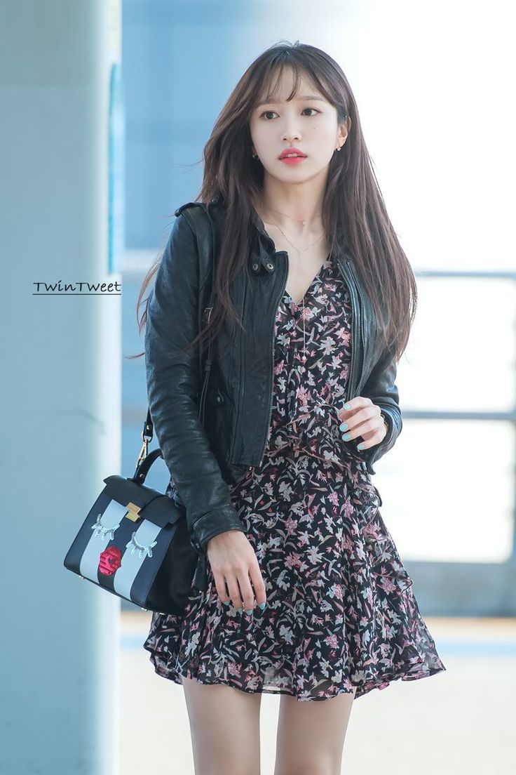 Nữ idol từng diện đồ rách lên sân khấu nhưng "đổi vận" hoàn toàn chỉ nhờ 1 chiếc fancam - Ảnh 11. Nữ idol từng diện đồ rách lên sân khấu nhưng "đổi vận" hoàn toàn chỉ nhờ 1 chiếc fancam - Ảnh 11.