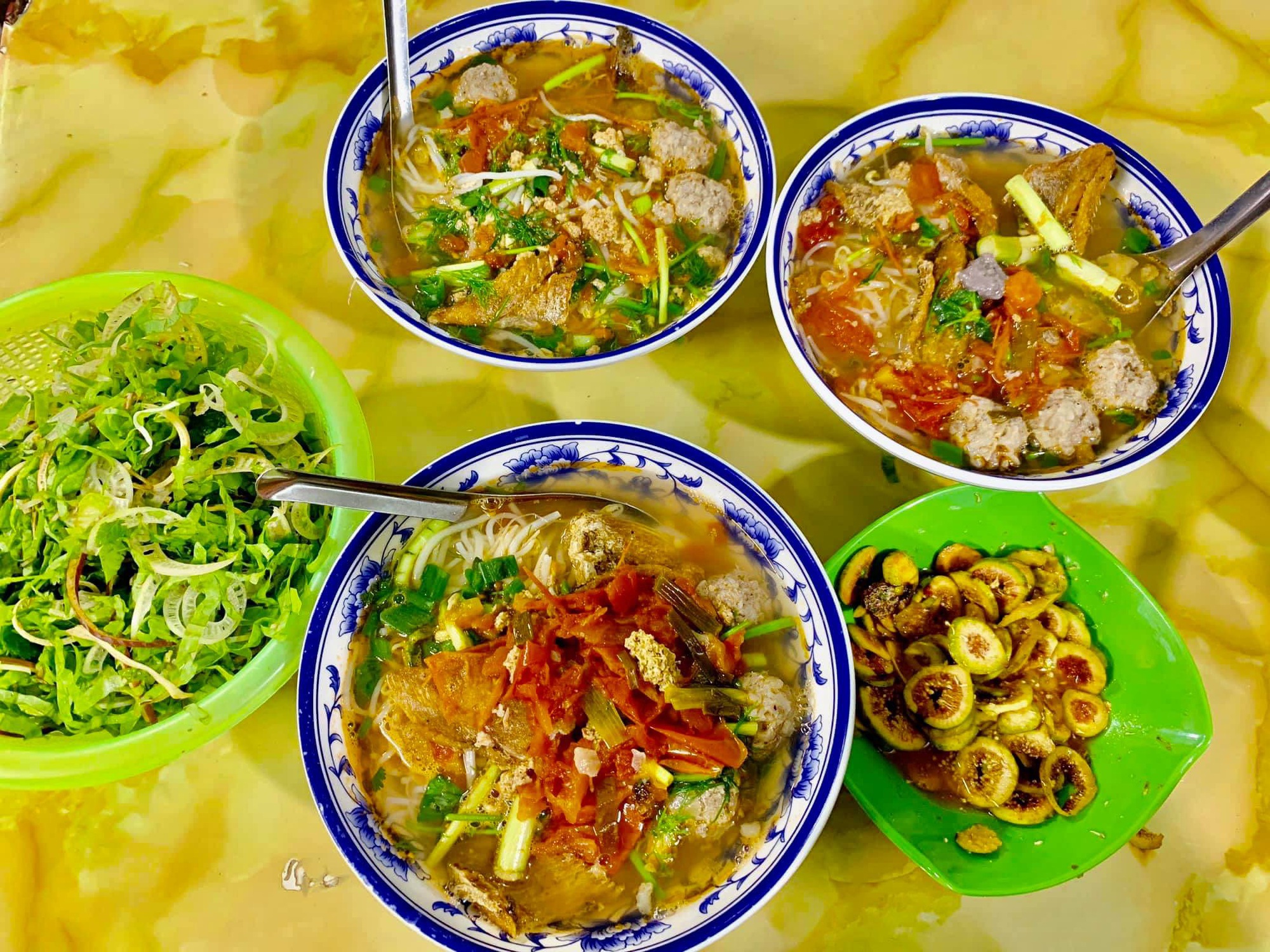 Những món ăn dân dã mà cực kỳ nổi tiếng chỉ ăn ở Nam Định là ngon nhất, hè tới làm chuyến foodtour kết hợp check-in tại những điểm đến này thì không gì vui hơn!- Ảnh 1. Những món ăn dân dã mà cực kỳ nổi tiếng chỉ ăn ở Nam Định là ngon nhất, hè tới làm chuyến foodtour kết hợp check-in tại những điểm đến này thì không gì vui hơn!- Ảnh 1.