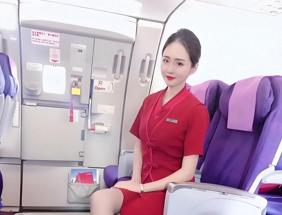 Tiếp viên hàng không nghỉ việc để làm một việc “nghe thôi đã thấy sợ”: Kiếm hơn 700 triệu trong 2 tháng - Ảnh 2. Tiếp viên hàng không nghỉ việc để làm một việc “nghe thôi đã thấy sợ”: Kiếm hơn 700 triệu trong 2 tháng - Ảnh 2.