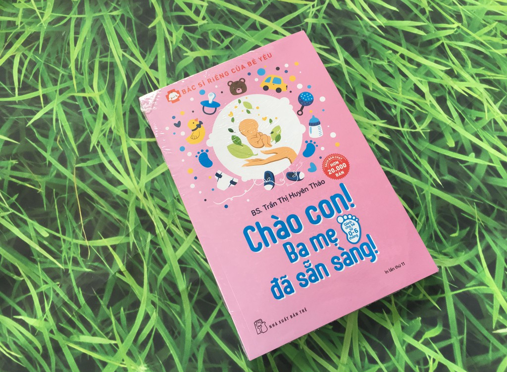 Mẹ bầu tuổi 46 Ngô Thanh Vân "thai giáo" sớm khi chăm chỉ đọc sách, netizen tò mò "đả nữ" chọn sách gì để đón bé con tốt nhất- Ảnh 3. Mẹ bầu tuổi 46 Ngô Thanh Vân "thai giáo" sớm khi chăm chỉ đọc sách, netizen tò mò "đả nữ" chọn sách gì để đón bé con tốt nhất- Ảnh 3.