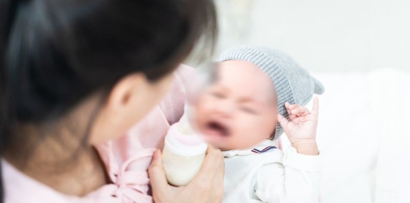 Con cứ quấy khóc, nôn trớ sau khi bú, hóa ra nguyên nhân là do Con cứ quấy khóc, nôn trớ sau khi bú, hóa ra nguyên nhân là do