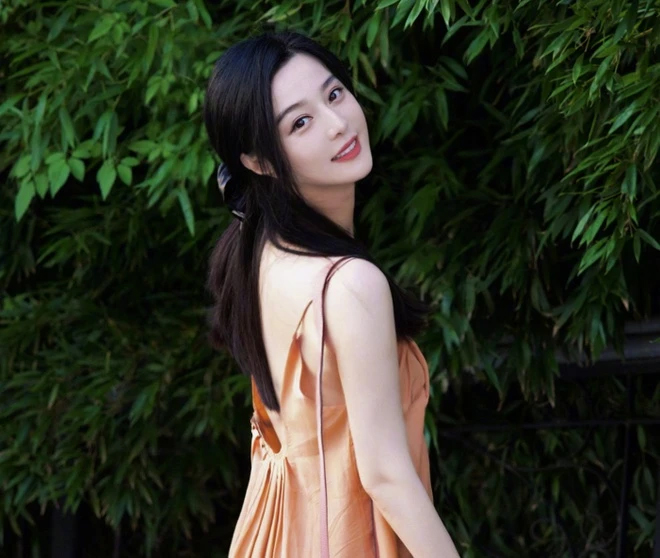 Nhìn vào mái tóc biết 1 người sống được bao lâu: Người sống lâu thường có những đặc điểm này trên mái tóc - Ảnh 3.