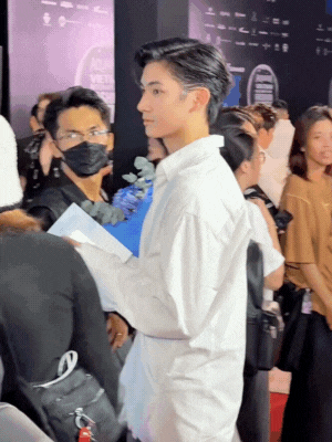 Tóm cận visual "đẹp đến từng milimet" của mỹ nam gen Z tình cũ Thiều Bảo Trâm, tua đi tua lại xem không biết chán! - Ảnh 2. Tóm cận visual "đẹp đến từng milimet" của mỹ nam gen Z tình cũ Thiều Bảo Trâm, tua đi tua lại xem không biết chán! - Ảnh 2.