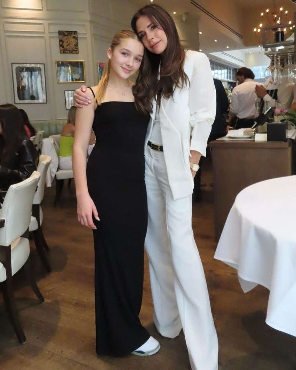 Gánh nặng làm con nhà Beckham: Bi kịch về những đứa trẻ không được công nhận và những cú trỗi dậy nổi loạn chấn động toàn cầu - Ảnh 11. Gánh nặng làm con nhà Beckham: Bi kịch về những đứa trẻ không được công nhận và những cú trỗi dậy nổi loạn chấn động toàn cầu - Ảnh 11.