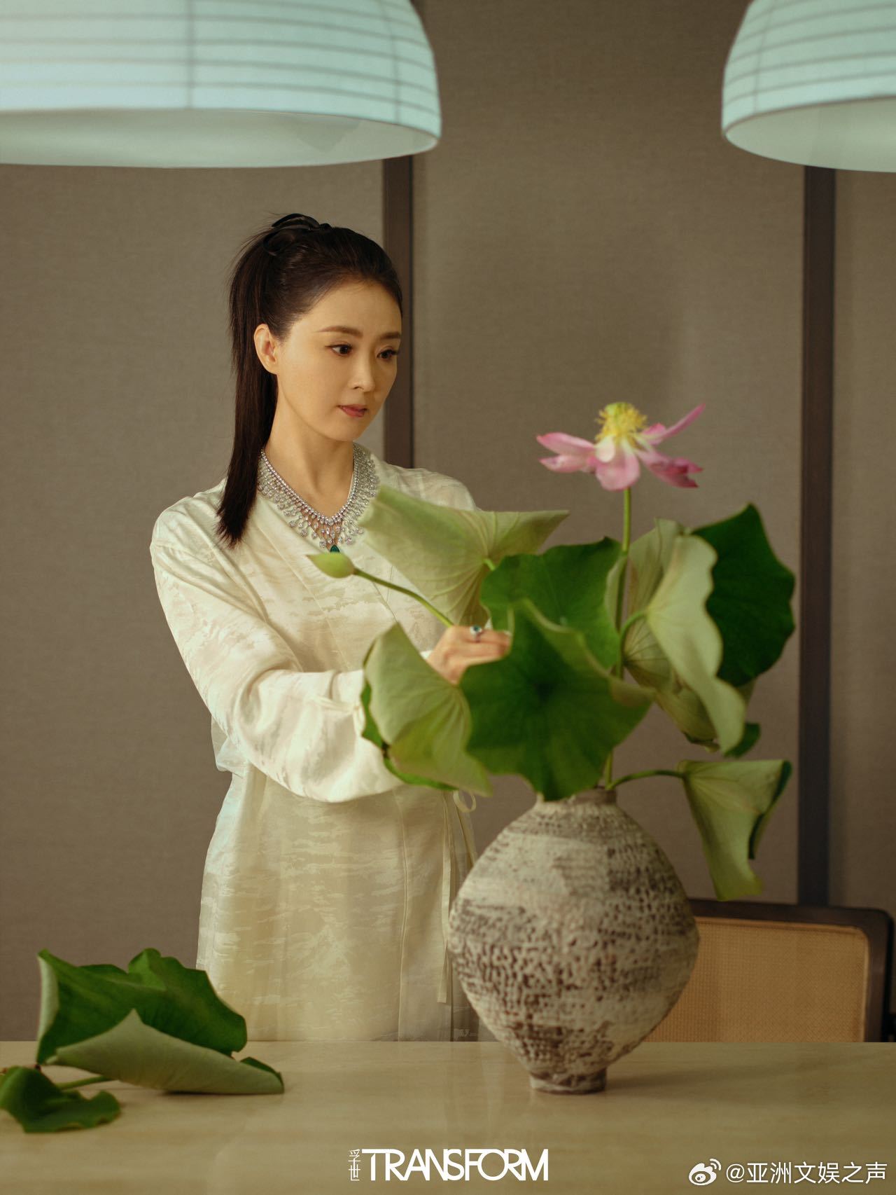 "Tình Nhi" Vương Diễm trở thành mẹ của Lưu Vũ Ninh, giá đáo phim cổ trang hot nhất hiện tại với địa vị vô cùng cao quý- Ảnh 13. "Tình Nhi" Vương Diễm trở thành mẹ của Lưu Vũ Ninh, giá đáo phim cổ trang hot nhất hiện tại với địa vị vô cùng cao quý- Ảnh 13.