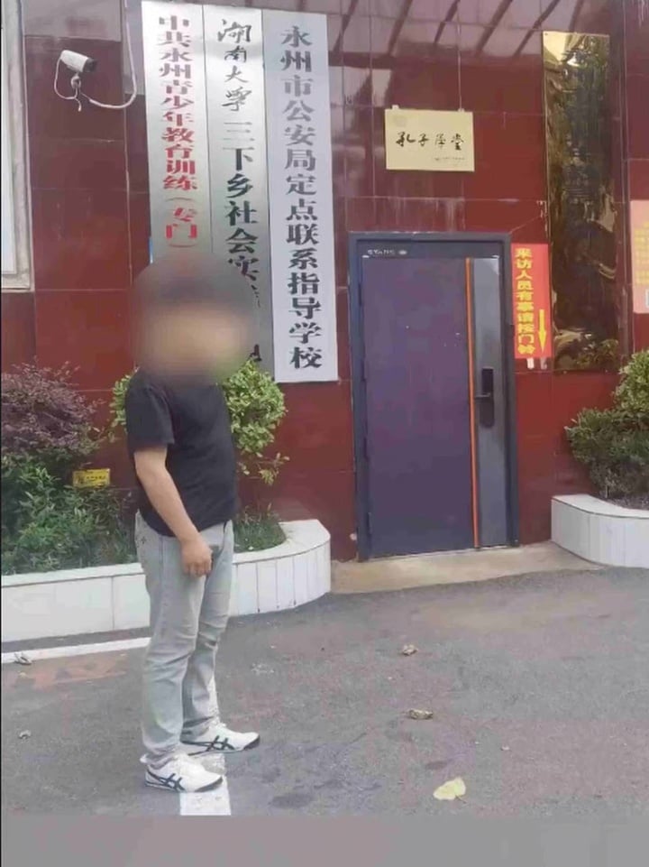 Thiếu niên suy thận do bị phạt squat 1.000 lần ở nơi cải tạo, người cha đi kiện - Ảnh 5. Thiếu niên suy thận do bị phạt squat 1.000 lần ở nơi cải tạo, người cha đi kiện - Ảnh 5.