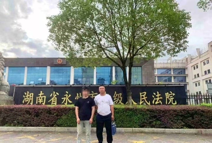 Thiếu niên suy thận do bị phạt squat 1.000 lần ở nơi cải tạo, người cha đi kiện - Ảnh 4. Thiếu niên suy thận do bị phạt squat 1.000 lần ở nơi cải tạo, người cha đi kiện - Ảnh 4.