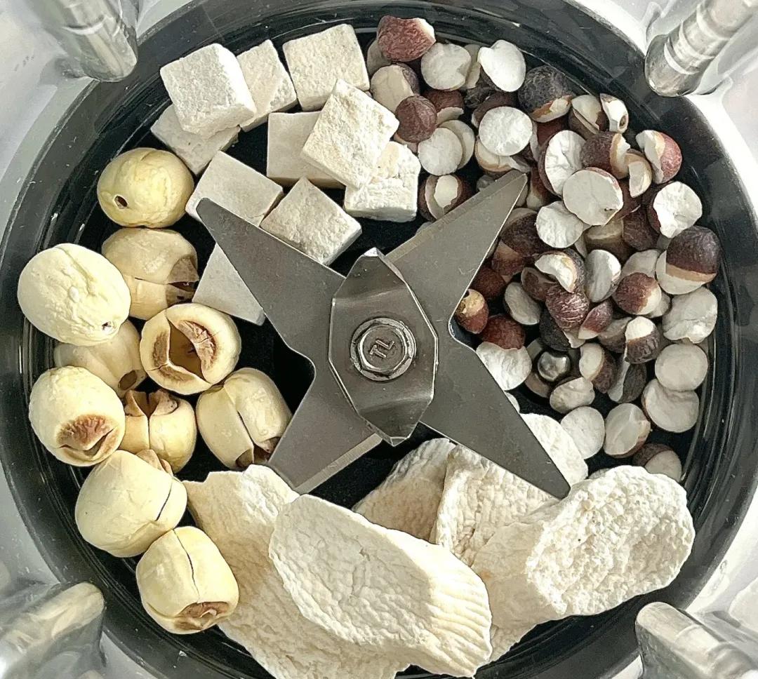 Thay đổi thói quen mùa hè: Đừng uống sữa lạnh hay đậu nành đá nữa, đây mới là “thần dược” cho dạ dày! - Ảnh 2.