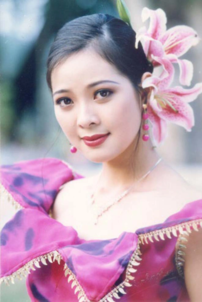 Á hậu được mệnh danh “Nhất Bắc Kỳ, nhì cả nước”, từng là đối thủ của Trịnh Kim Chi: Học cực xịn, cuộc sống hiện nay quá ngỡ ngàng! - Ảnh 2.