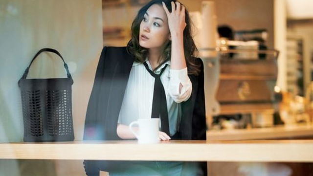 Vợ tôi lương gấp 3 lần chồng nhưng tôi mới là người khủng hoảng- Ảnh 1.