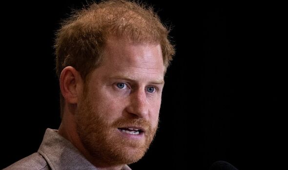 Harry bị chỉ trích vì liên tục nhắc đến Meghan khi bàn về an toàn trực tuyến cho trẻ em- Ảnh 1. Harry bị chỉ trích vì liên tục nhắc đến Meghan khi bàn về an toàn trực tuyến cho trẻ em- Ảnh 1.