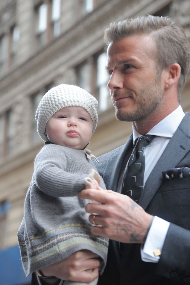 Ngắm tiểu thư Harper Beckham ngày nhỏ đáng yêu như thiên thần giờ hóa thiếu nữ phổng phao khiến ai cũng trầm trồ- Ảnh 1. Ngắm tiểu thư Harper Beckham ngày nhỏ đáng yêu như thiên thần giờ hóa thiếu nữ phổng phao khiến ai cũng trầm trồ- Ảnh 1.