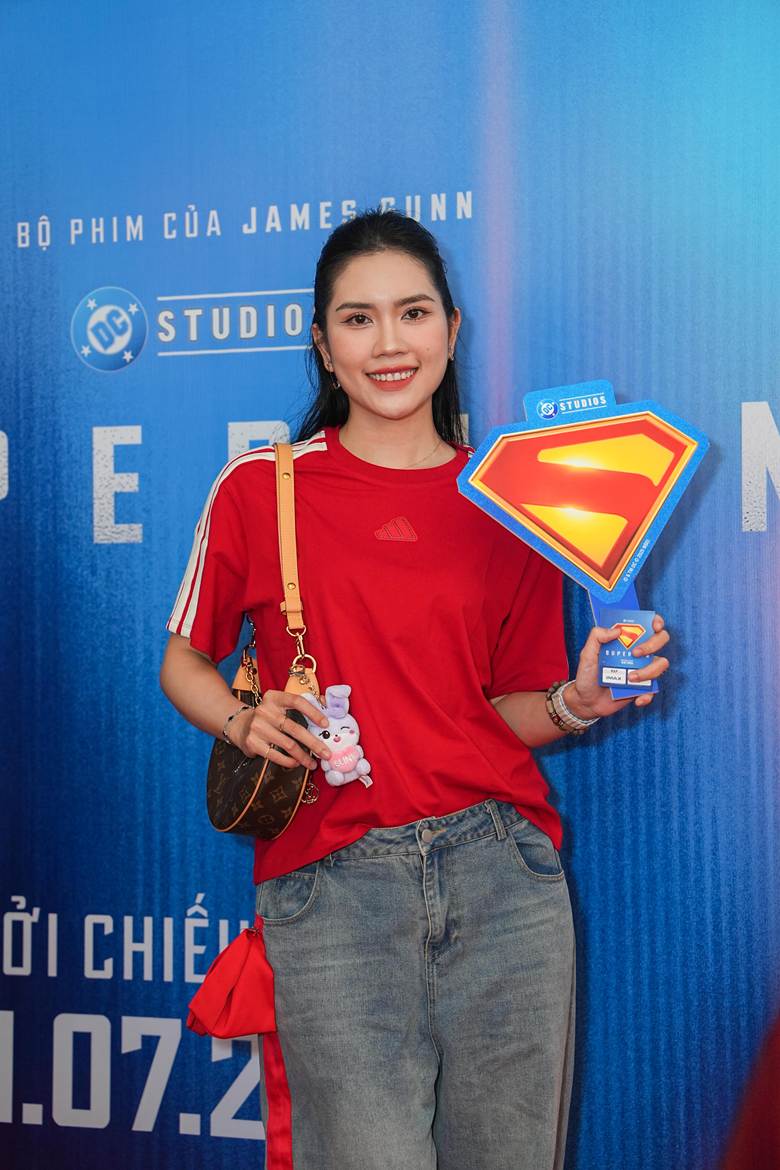 Bùng nổ phản ứng tích cực cho Superman của đạo diễn James Gunn, tương lai rực rỡ mở ra cho vũ trụ điện ảnh DC - Ảnh 10. Bùng nổ phản ứng tích cực cho Superman của đạo diễn James Gunn, tương lai rực rỡ mở ra cho vũ trụ điện ảnh DC - Ảnh 10.