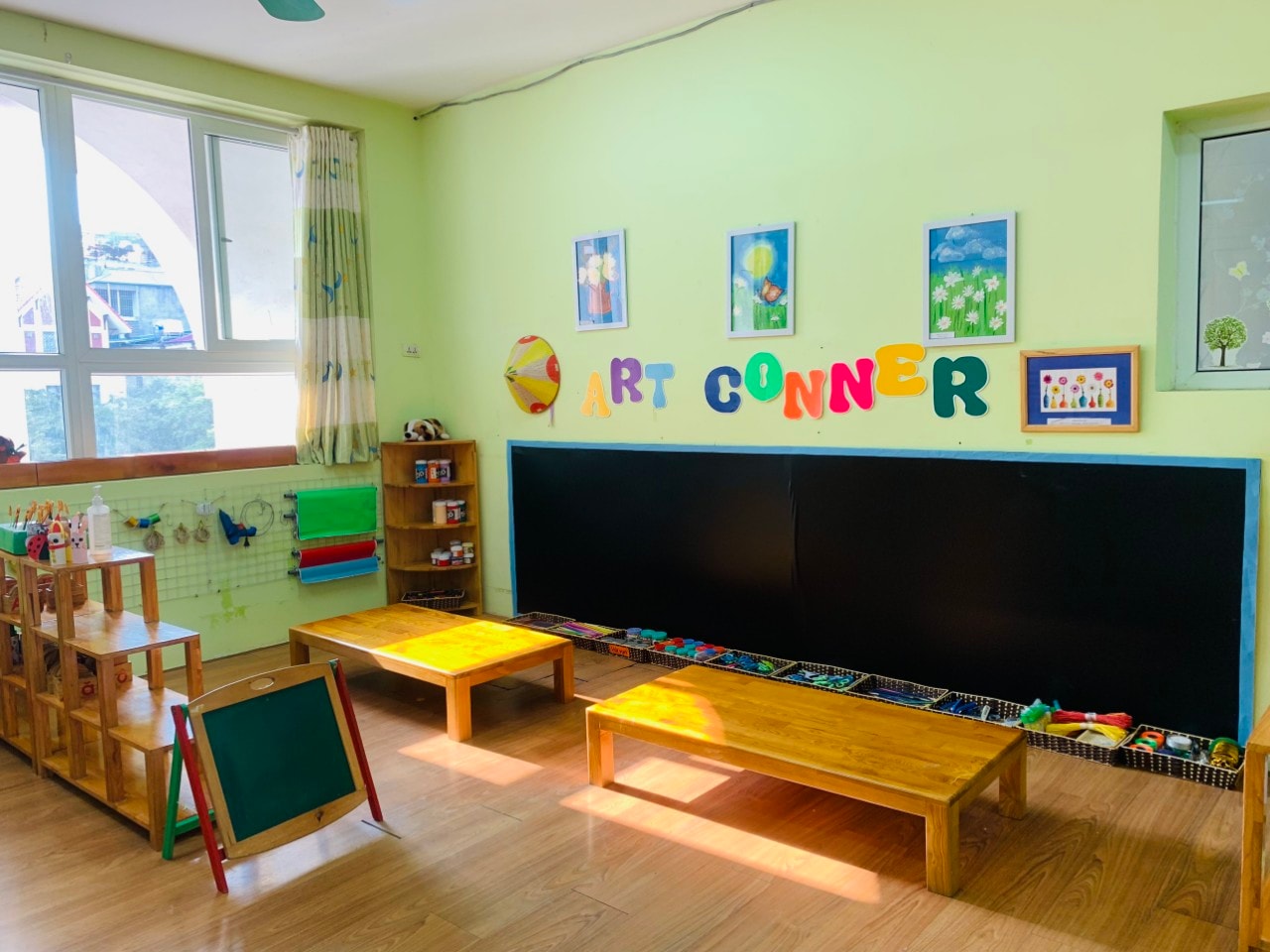 Đọc vụ bạo hành mới đây, tôi càng quyết tâm chọn trường có camera: Bảo vệ trẻ em quan trọng hơn sự riêng tư của người lớn! - Ảnh 2. Đọc vụ bạo hành mới đây, tôi càng quyết tâm chọn trường có camera: Bảo vệ trẻ em quan trọng hơn sự riêng tư của người lớn! - Ảnh 2.