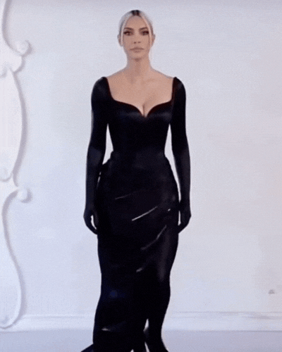 photo-4-1701850691813997105276-ezgifcom-webp-to-gif-converter-1752075889115531484292-1752136295278-1752136301102181304252.gif