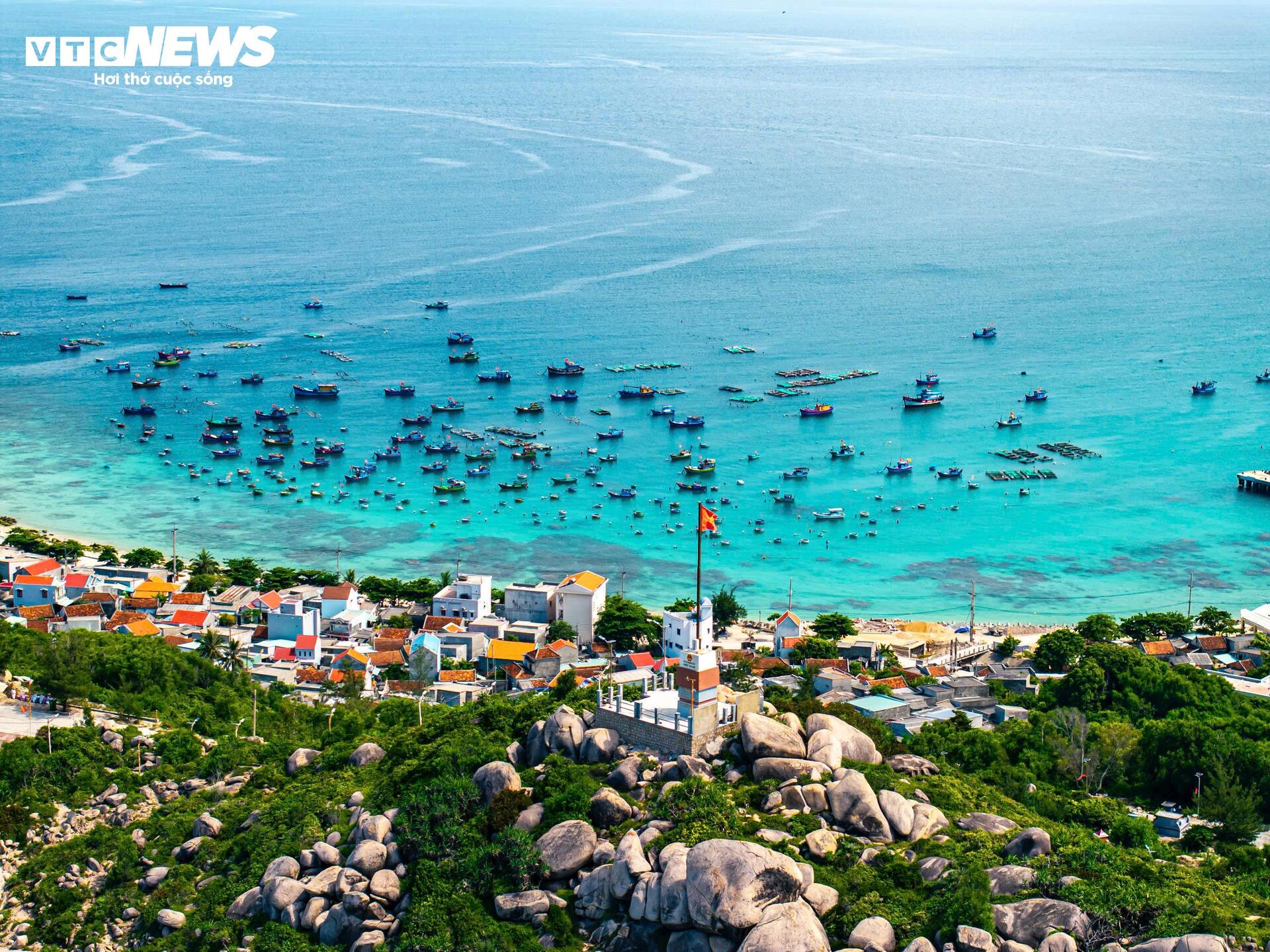 Nếu bạn mệt mỏi nơi thành phố ồn ào, hãy về với làng chài giữa biển Gia Lai - Ảnh 2. Nếu bạn mệt mỏi nơi thành phố ồn ào, hãy về với làng chài giữa biển Gia Lai - Ảnh 2.