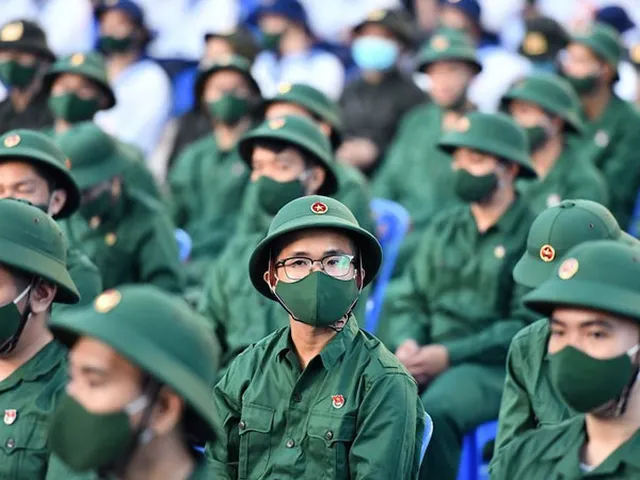 Bộ Quốc phòng hướng dẫn chi tiết về hình xăm, chữ xăm khi tuyển chọn công dân nhập ngũ - Ảnh 1. Bộ Quốc phòng hướng dẫn chi tiết về hình xăm, chữ xăm khi tuyển chọn công dân nhập ngũ - Ảnh 1.