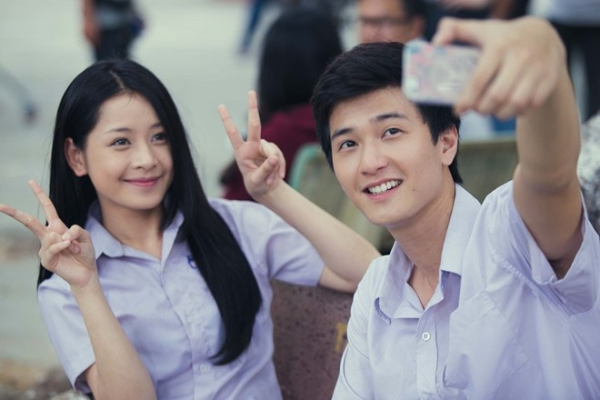 Mặt mộc gây sốc của Chi Pu, cỡ này bảo sao bị đồn là người đẹp dao kéo- Ảnh 3. Mặt mộc gây sốc của Chi Pu, cỡ này bảo sao bị đồn là người đẹp dao kéo- Ảnh 3.