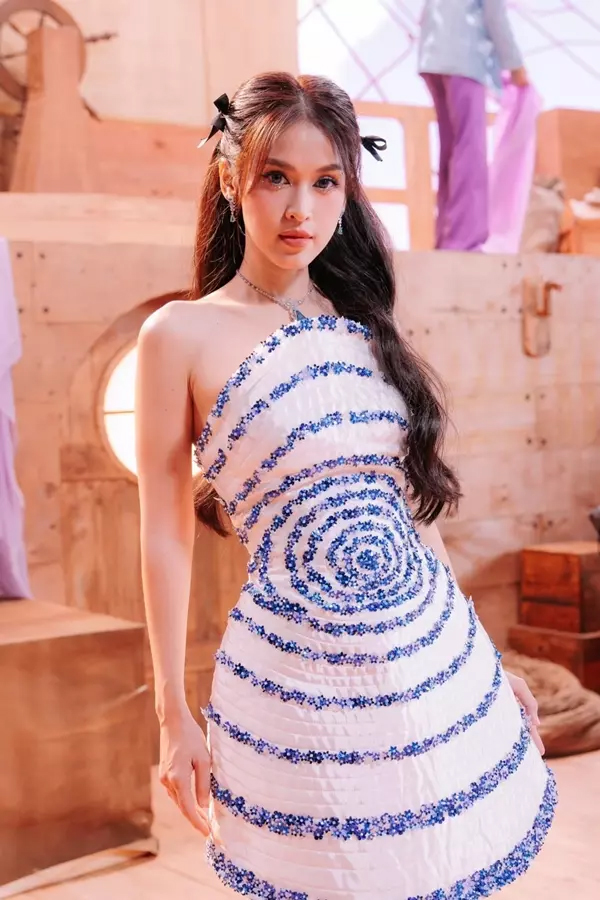 Mỹ nhân Việt đăng ảnh thời Yahoo 17 năm trước khiến Huyền Baby phải rung động- Ảnh 8. Mỹ nhân Việt đăng ảnh thời Yahoo 17 năm trước khiến Huyền Baby phải rung động- Ảnh 8.