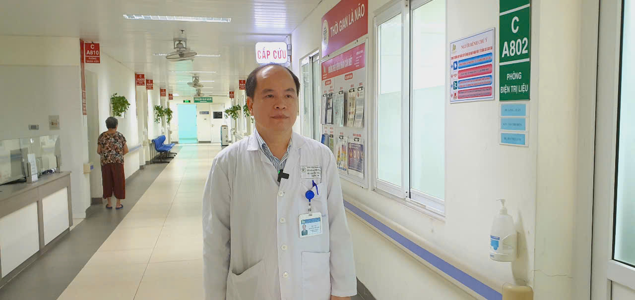 Mới 20 tuổi đã đột quỵ: Cơ thể gửi tín hiệu cảnh báo khi dùng điện thoại nhưng bị &quot;làm ngơ&quot; - Ảnh 3.