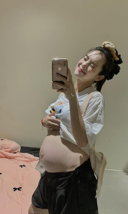 Diễn viên Vbiz than bị thai nhi “đạp thấu tâm gan”, không làm việc nổi khiến dân tình đồng cảm- Ảnh 2. Diễn viên Vbiz than bị thai nhi “đạp thấu tâm gan”, không làm việc nổi khiến dân tình đồng cảm- Ảnh 2.