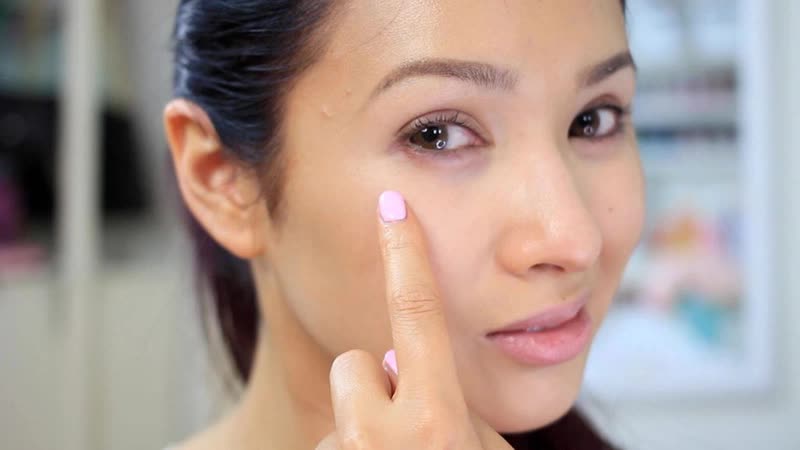 Cơ thể đang thiếu vitamin, trên khuôn mặt sẽ xuất hiện những dấu hiệu này: Đừng chủ quan mà suy kiệt sức khỏe- Ảnh 1. Cơ thể đang thiếu vitamin, trên khuôn mặt sẽ xuất hiện những dấu hiệu này: Đừng chủ quan mà suy kiệt sức khỏe- Ảnh 1.
