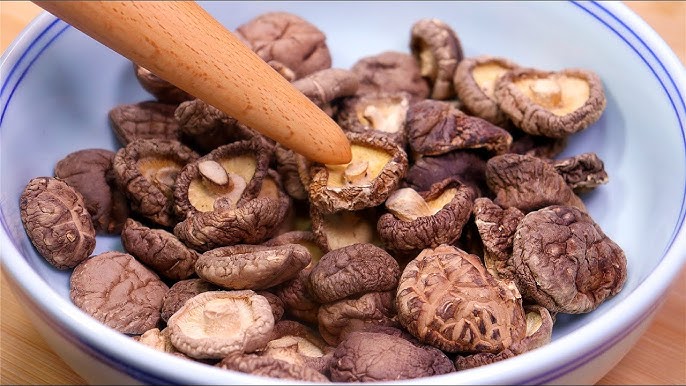 Loại nấm bình dân của người Việt hóa ra là “nữ hoàng miễn dịch”, giàu 18 loại axit amin còn phòng đủ bệnh - Ảnh 1. Loại nấm bình dân của người Việt hóa ra là “nữ hoàng miễn dịch”, giàu 18 loại axit amin còn phòng đủ bệnh - Ảnh 1.