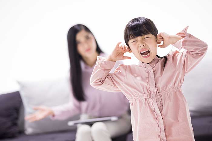 Tính cách của 1 đứa trẻ thường xuyên bị la mắng, quát tháo, doạ nạt có thể trở nên TỆ đến mức nào?- Ảnh 4. Tính cách của 1 đứa trẻ thường xuyên bị la mắng, quát tháo, doạ nạt có thể trở nên TỆ đến mức nào?- Ảnh 4.
