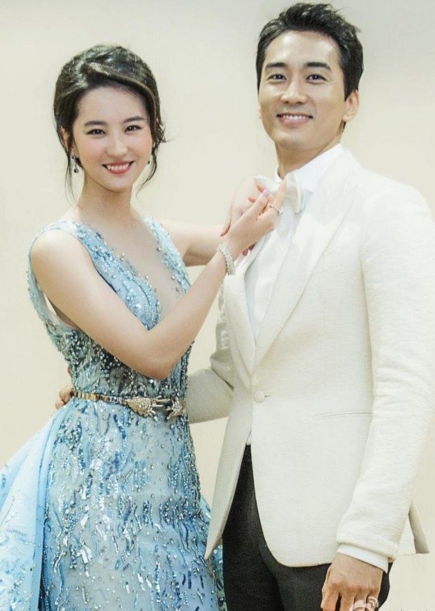Lưu Diệc Phi - Trần Hiểu bị tố ngoại tình, giờ mới lòi Lưu Diệc Phi - Trần Hiểu bị tố ngoại tình, giờ mới lòi