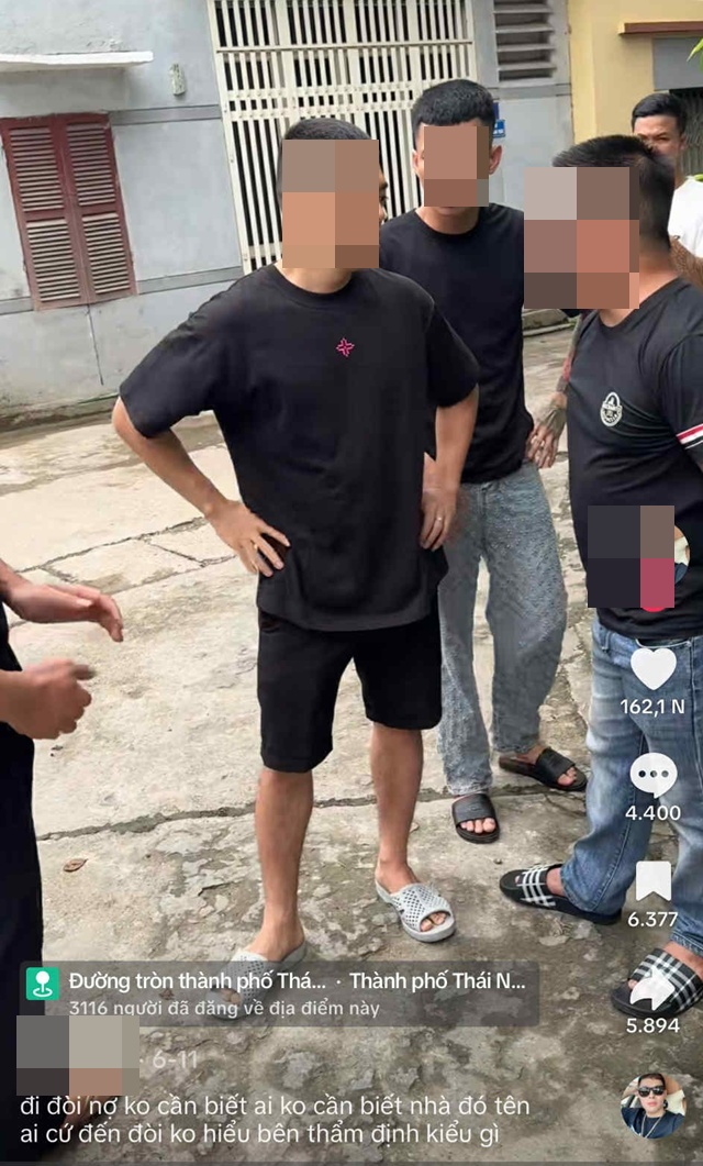 Tiktoker nổi tiếng bị chém đứt bàn tay trên đường: 1 tháng trước từng đăng clip bị truy đuổi, đòi nợ - Ảnh 1. Tiktoker nổi tiếng bị chém đứt bàn tay trên đường: 1 tháng trước từng đăng clip bị truy đuổi, đòi nợ - Ảnh 1.